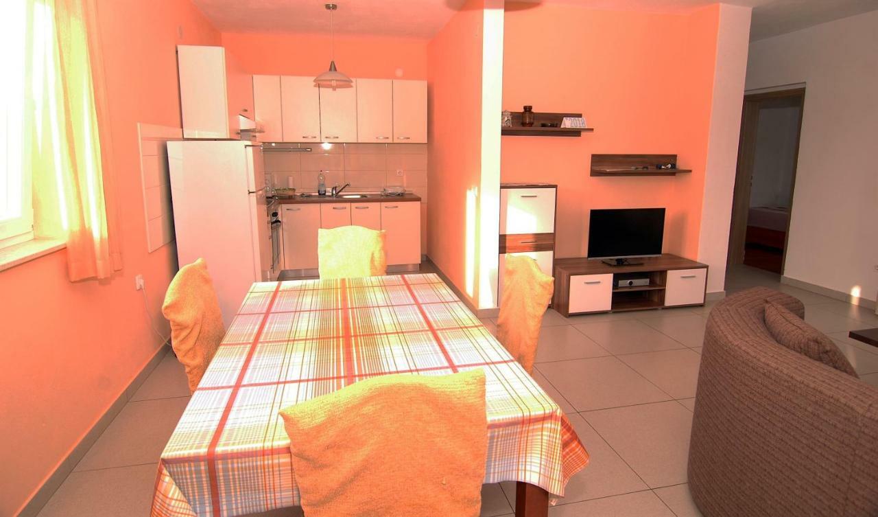 Apartment Urem Biograd na Moru Kültér fotó