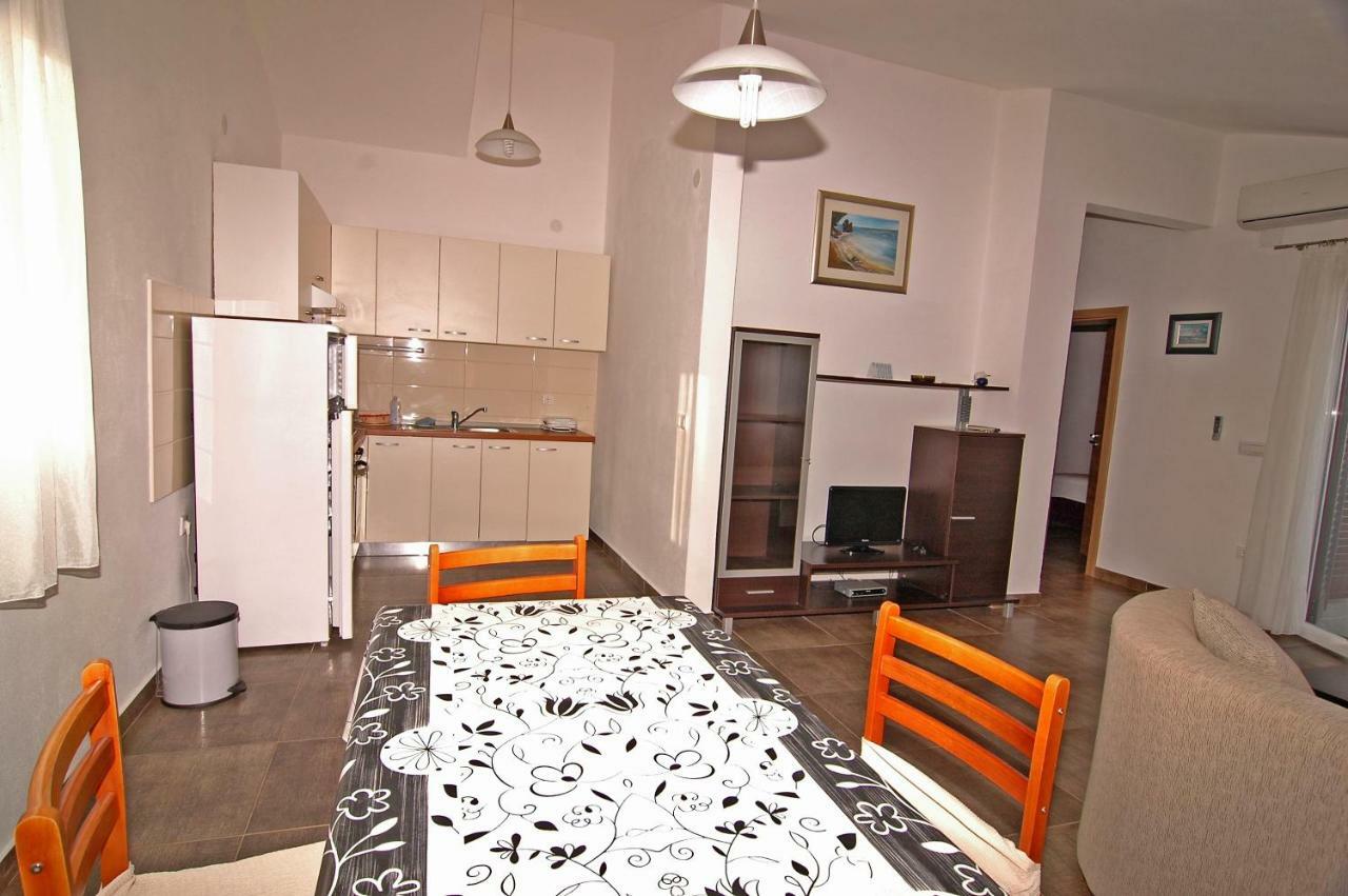 Apartment Urem Biograd na Moru Kültér fotó