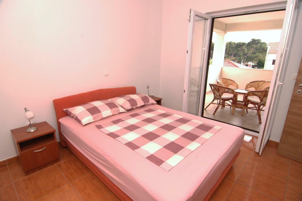 Apartment Urem Biograd na Moru Kültér fotó
